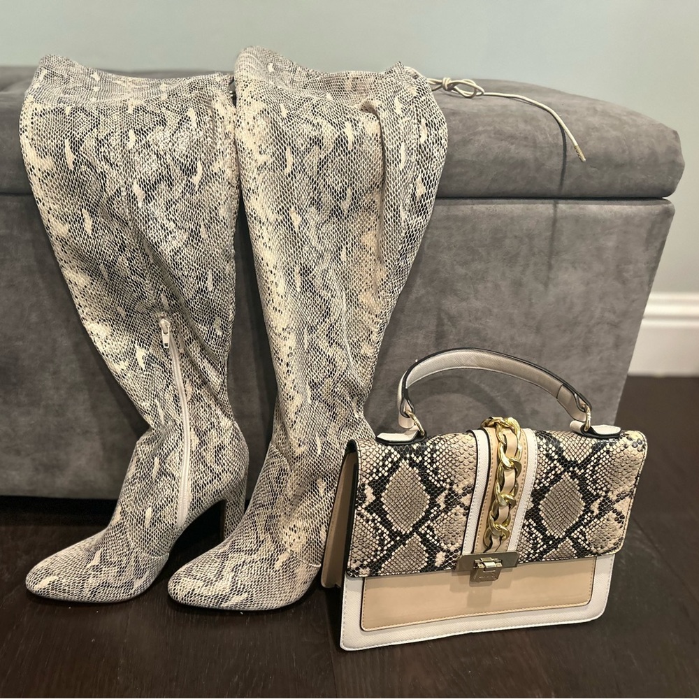 NWOT cream and black snake, skin, thigh, high boots, size 8 1/2
